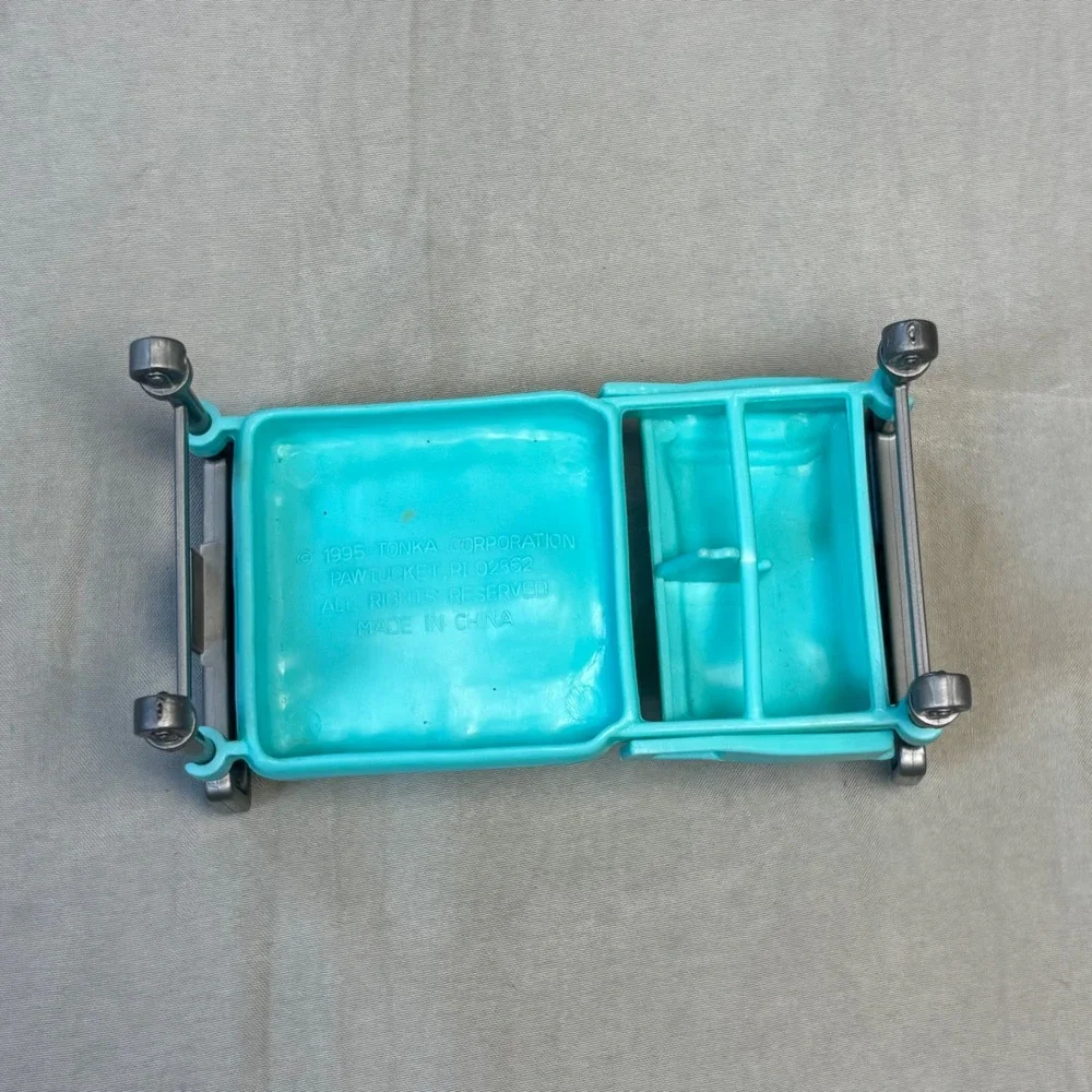 Vintage 1995 Tonka Littlest Pet Shop Hospital Bed Get Better Center Accessory